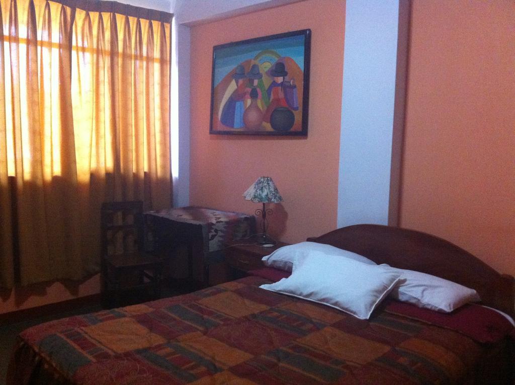 איאקוצ'ו Hostal Tres Mascaras מראה חיצוני תמונה